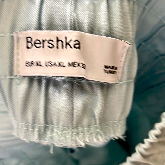 🩵Bershka,Fine Spanish Clothier, Sky Blue Palazzo Pants, Excellent Condition, XL - Picture 8 of 16